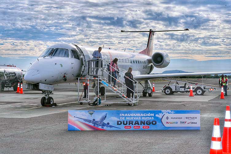 Durango mejora su conectividad aérea Inaugura aerolínea TAR vuelos a