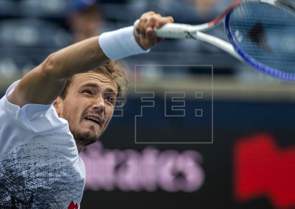 el ruso daniil medvedev en la final tras vencer  su compatriota