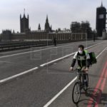 La-cifra-de-muertos-por-COVID-19-en-R.Unido-se-ralentiza-con-596-en-un-día-1