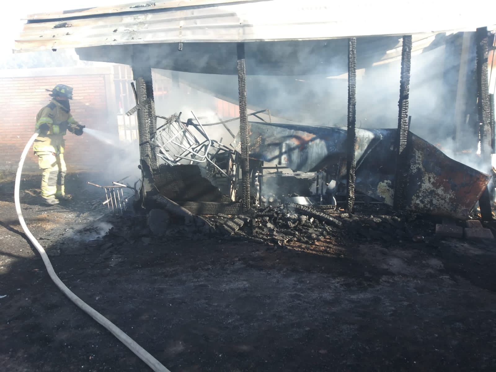 Deja incendio daños de consideración en un preescolar de Jardines de