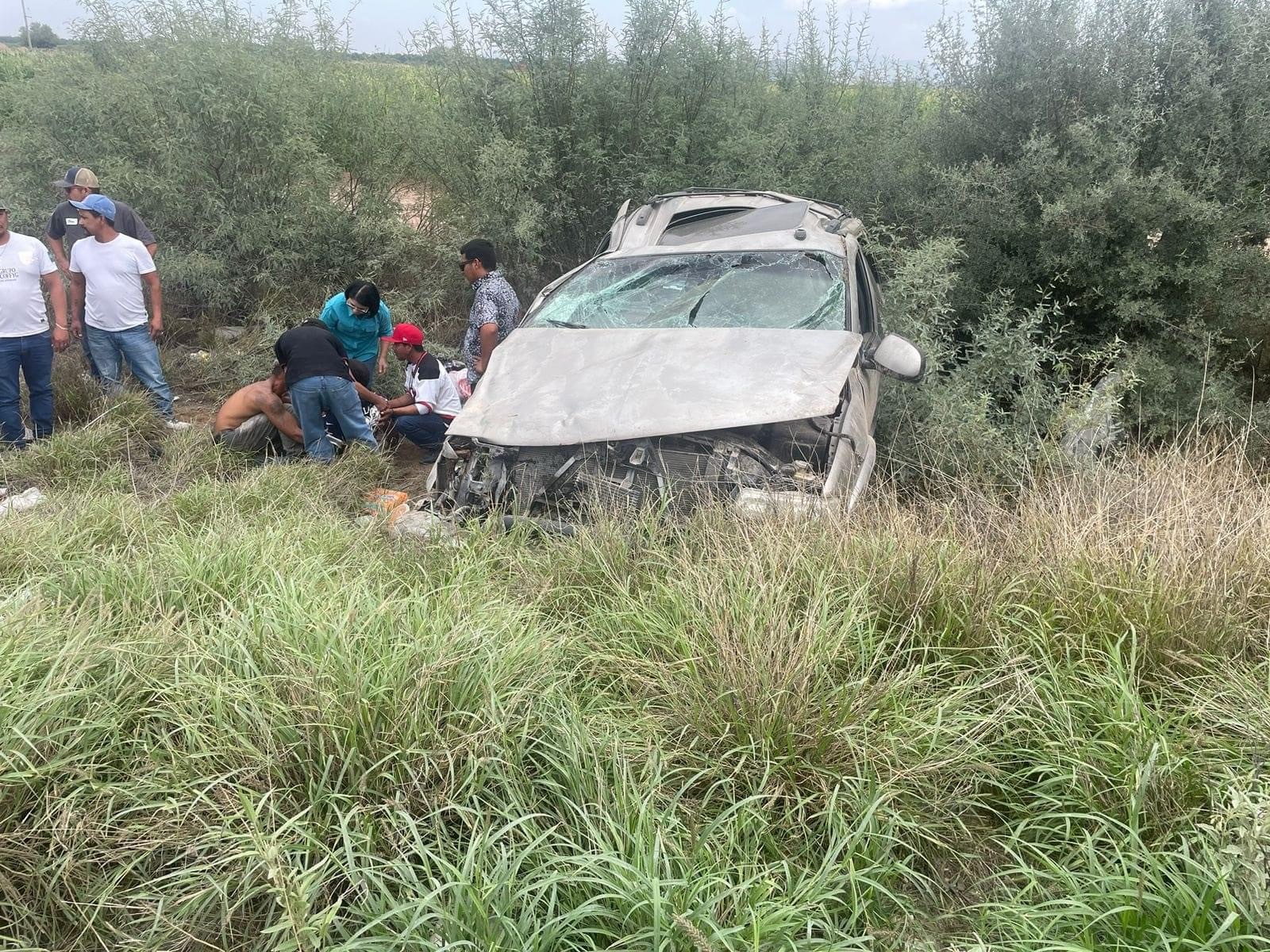 Aparatosa Volcadura Deja Una Persona Fallecida Y Varios Heridos ...