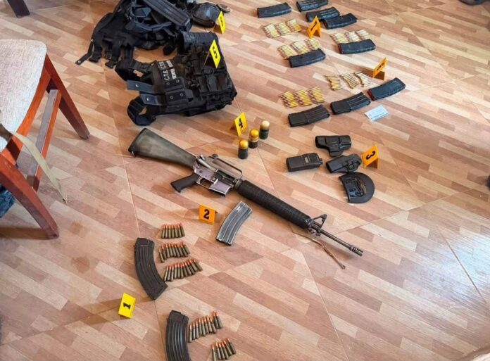 Armas