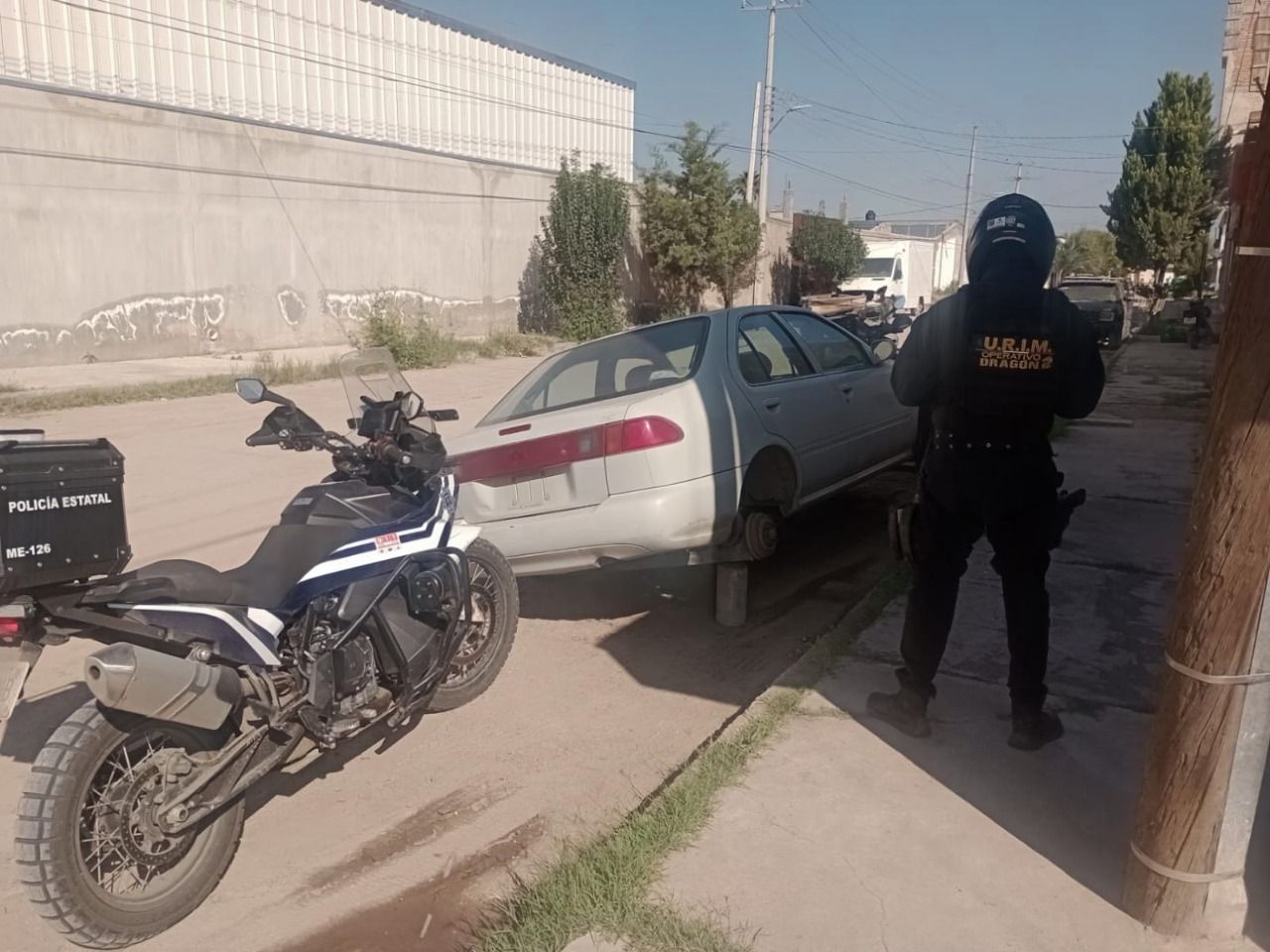 Robaron un Sentra y en cuestión de horas ya no tenía ni llantas; - Contacto Hoy